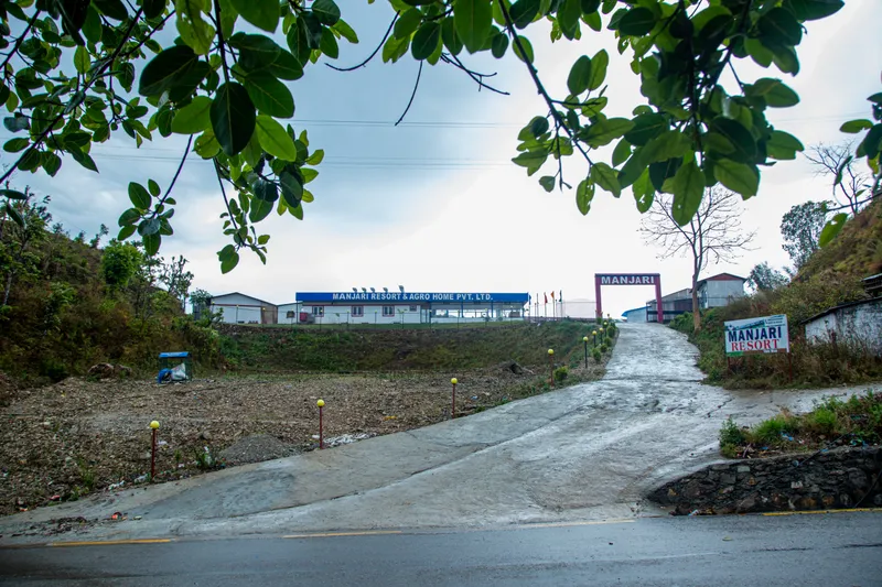 Manjari Resort — front view 6